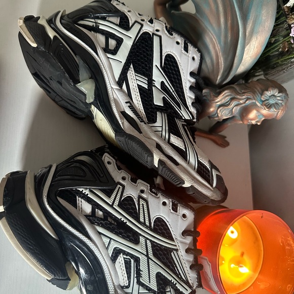 Balenciaga Monochrome Athletic Sneakers - Picture 3 of 4